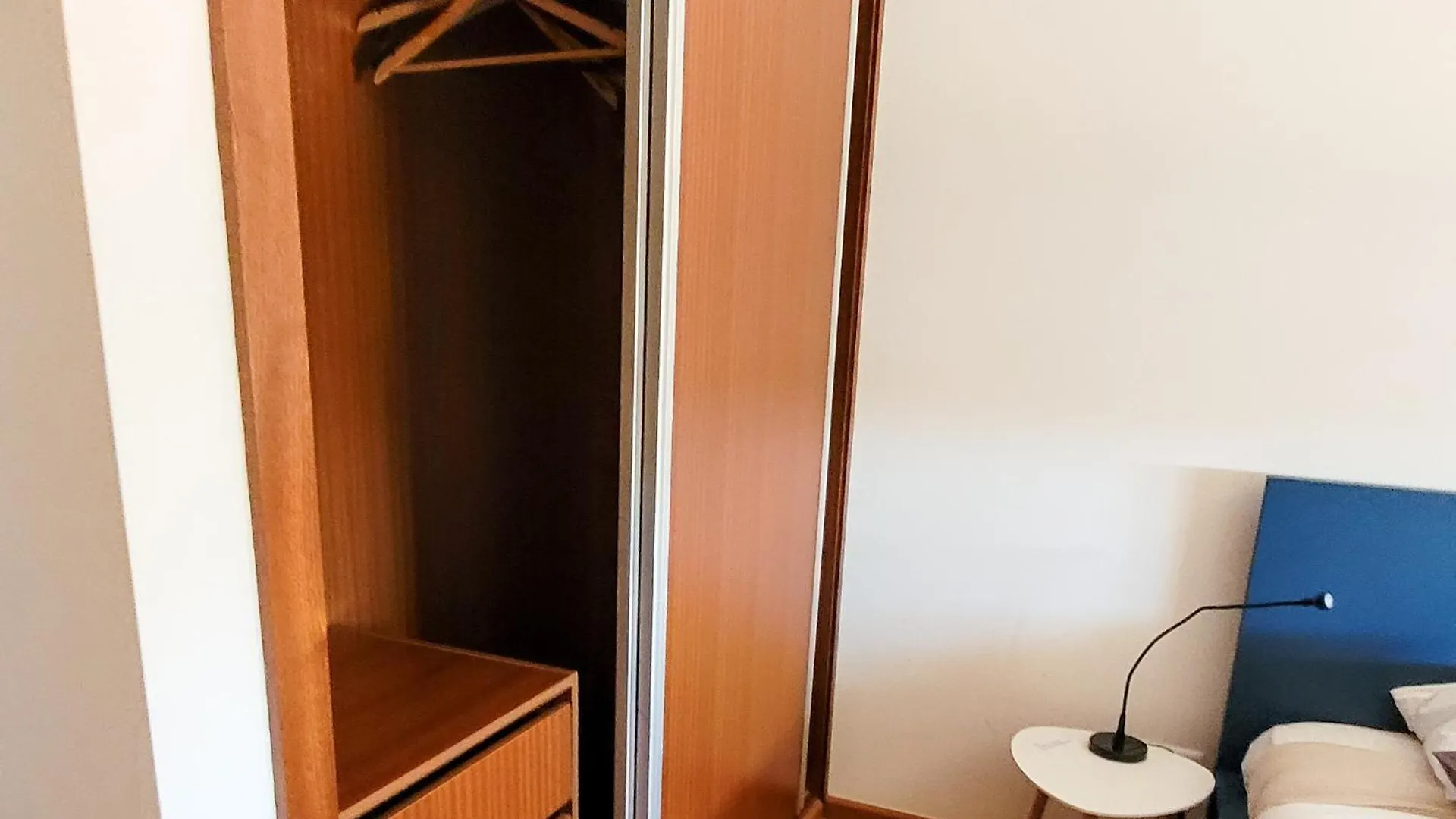 Cozy Rooms Vila Do Bispo 0*,